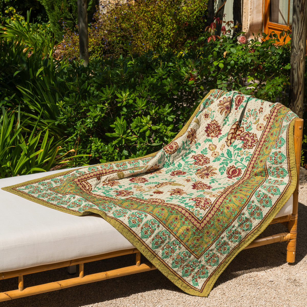 Bedspread & Quilt L'esprit d'ailleurs
